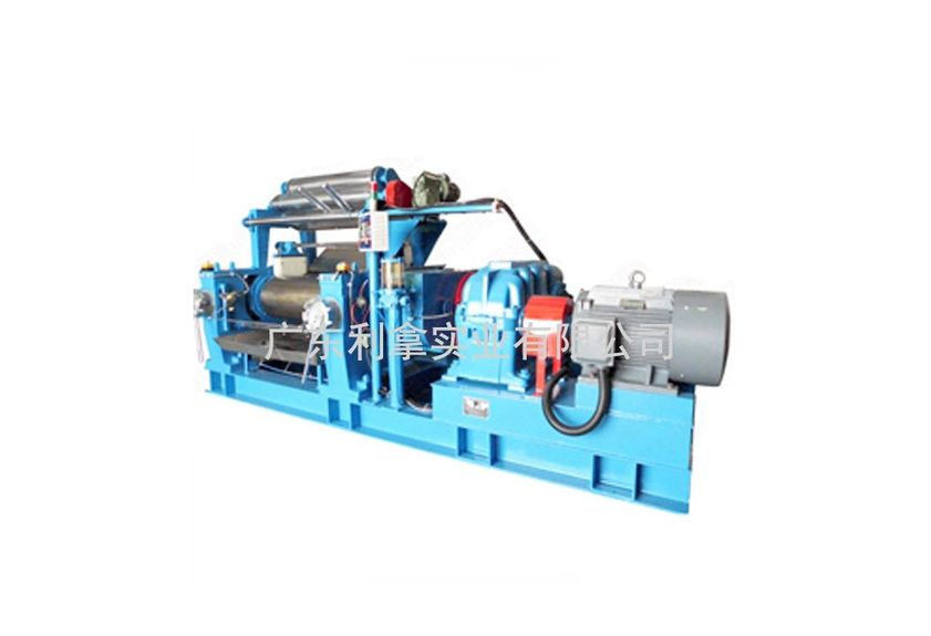 探索廣東利拿實(shí)業(yè)的四輥開(kāi)煉機(jī)、煉塑機(jī)與出片開(kāi)煉機(jī)-1