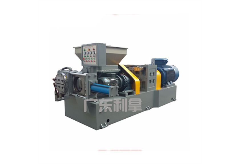 廣東利拿:引領(lǐng)低溫橡膠過濾出片機、橡膠出片擠出機、電線電纜圧...-2